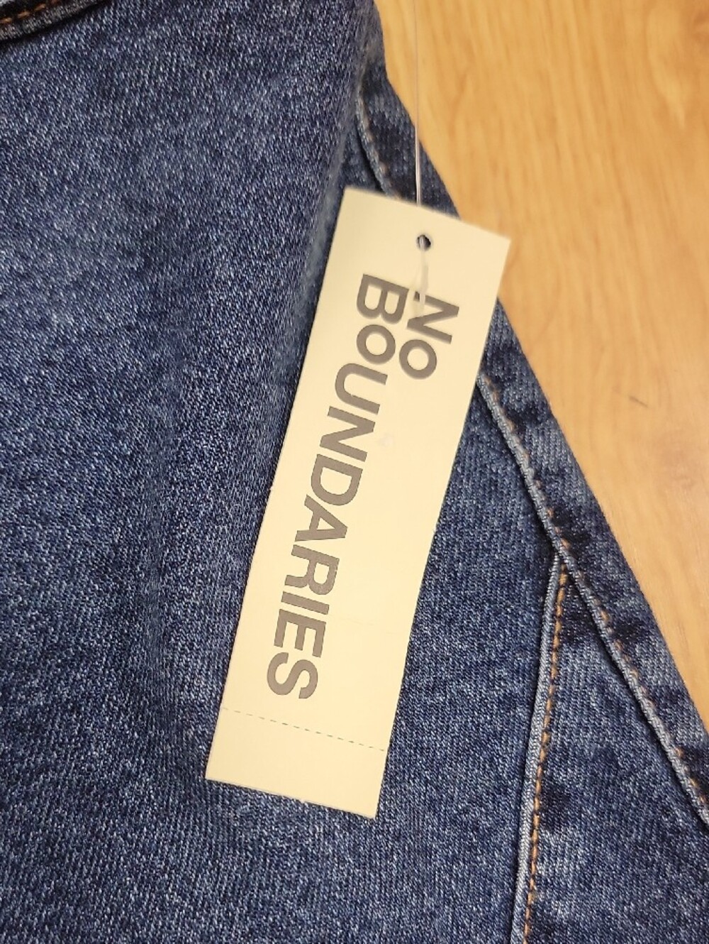 No Boundaries Blue Denim Belted Short Shorts - Picture 5 of 7